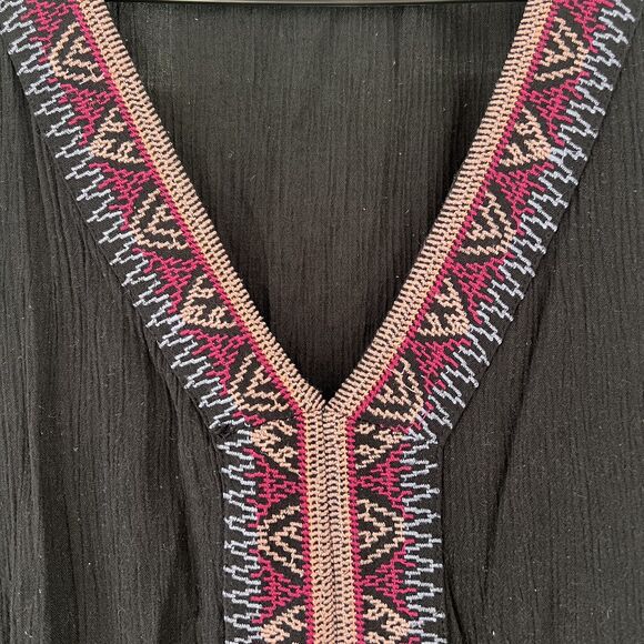 O'Neill Black Embroidered Cover-Up-Size M - Picture 3 of 6